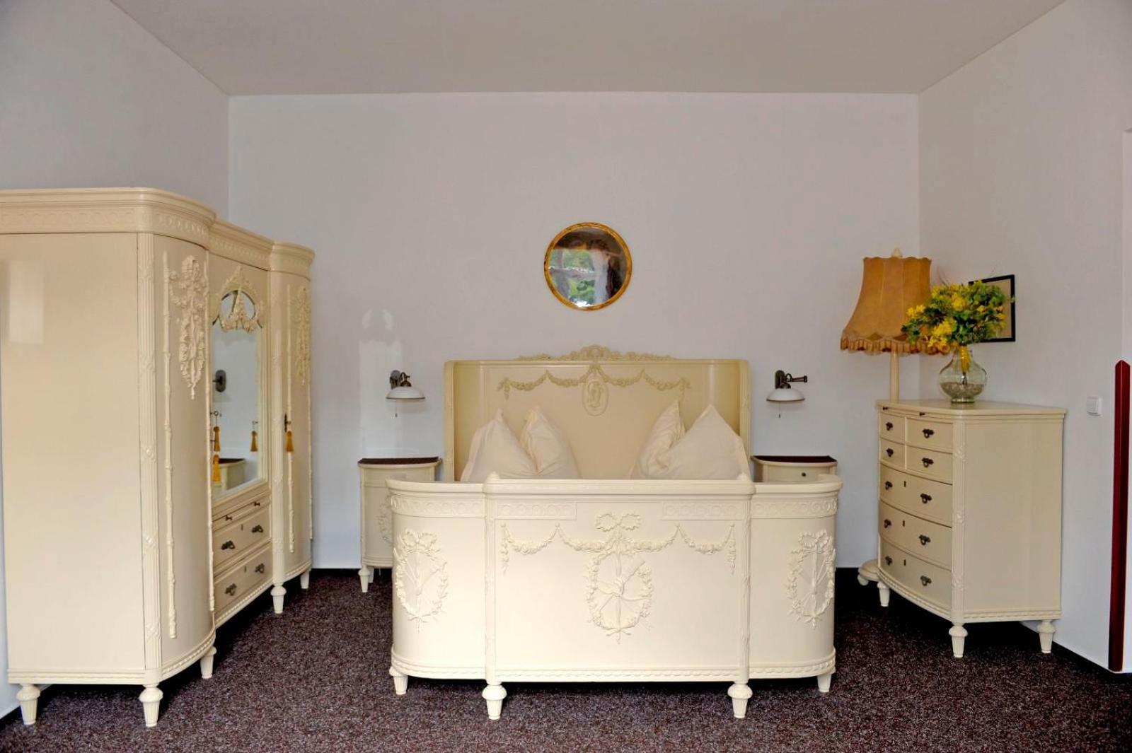 Hotel Cisar Ferdinand لوكيت الغرفة الصورة